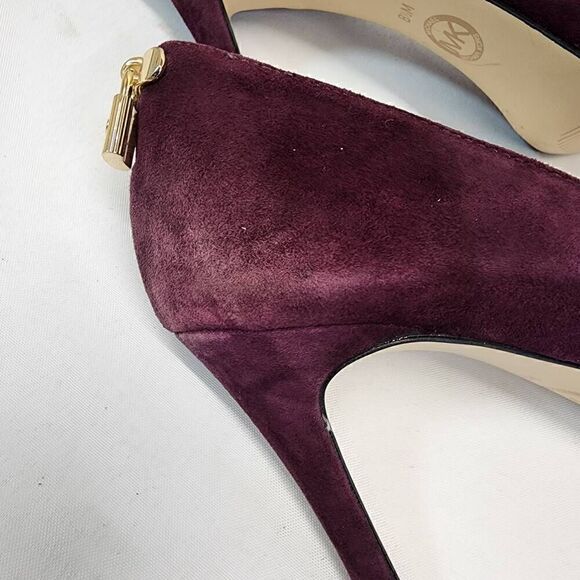 Michael Kors Burgandy Suede Heels Lock Hardware Size 8.5 - Picture 11 of 12